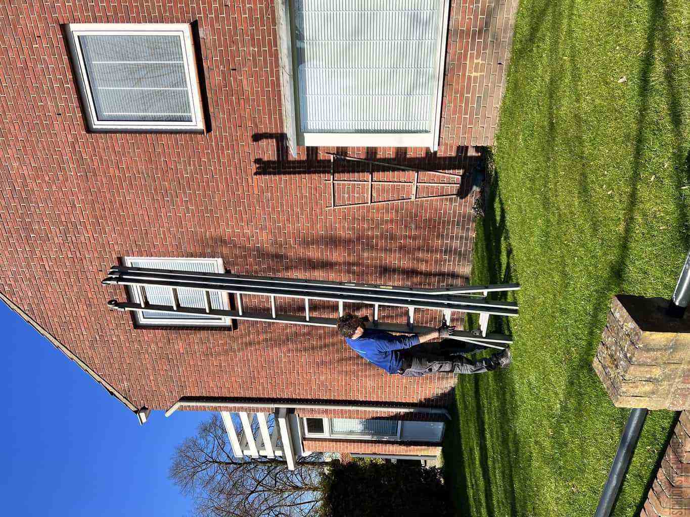 Rhenen schoorsteenveger huis ladder